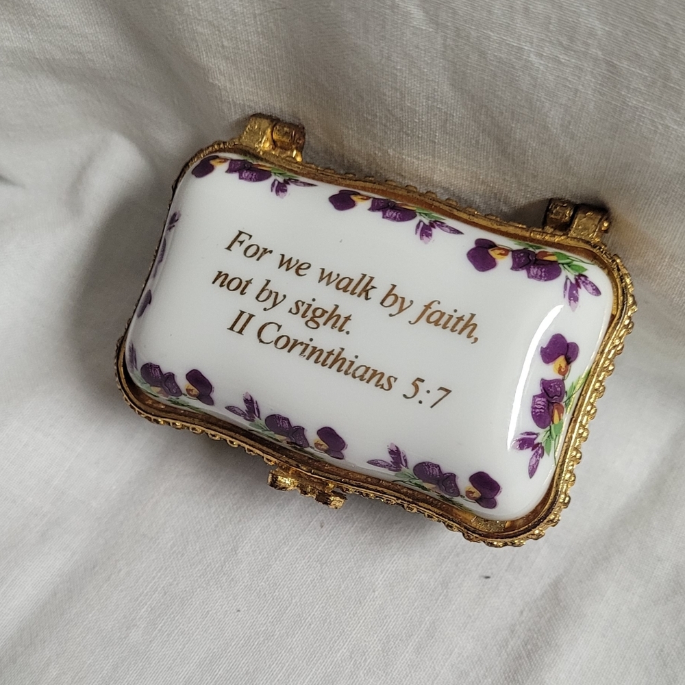 Imperial Porcelain Trinket/Pill Box White II Corinthians 5:7 Bible Verse,Vintage
